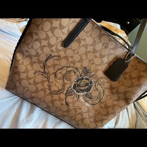 Coach tote